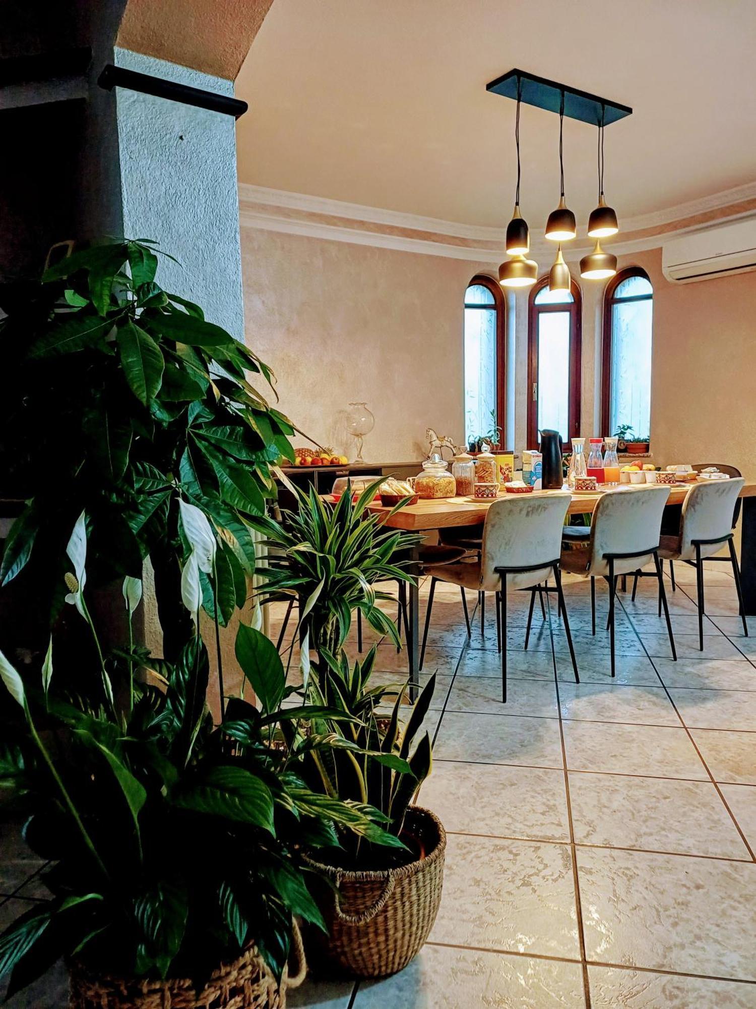 Monti E Mare Bed & Breakfast Ланузеи Екстериор снимка