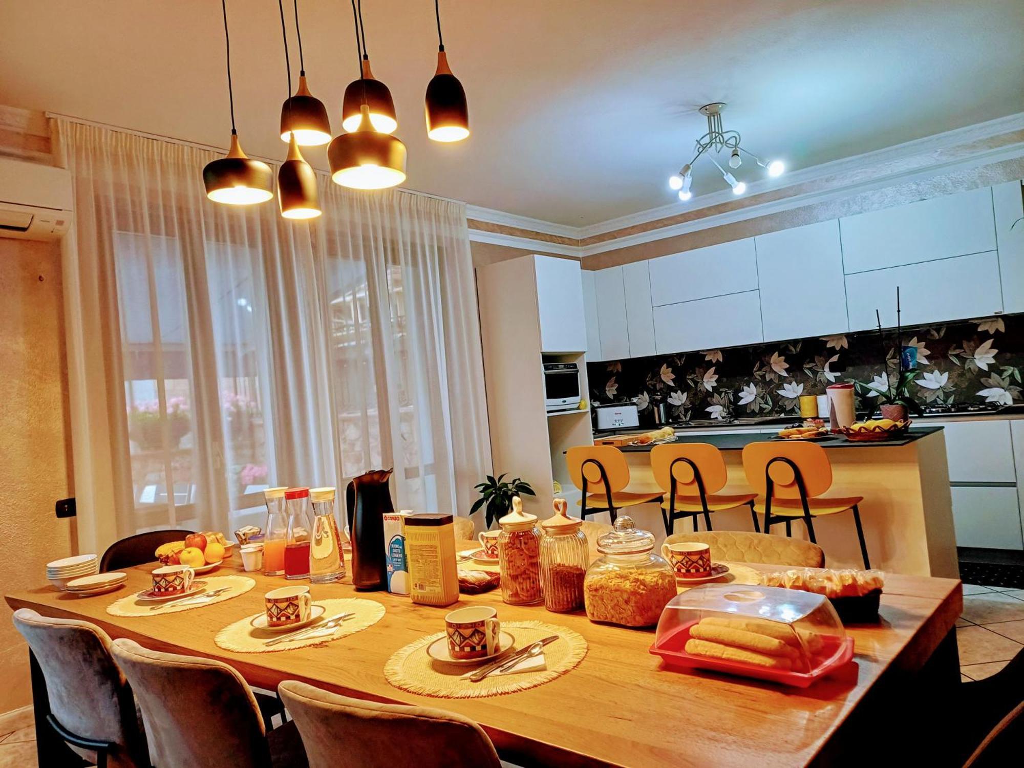 Monti E Mare Bed & Breakfast Ланузеи Екстериор снимка