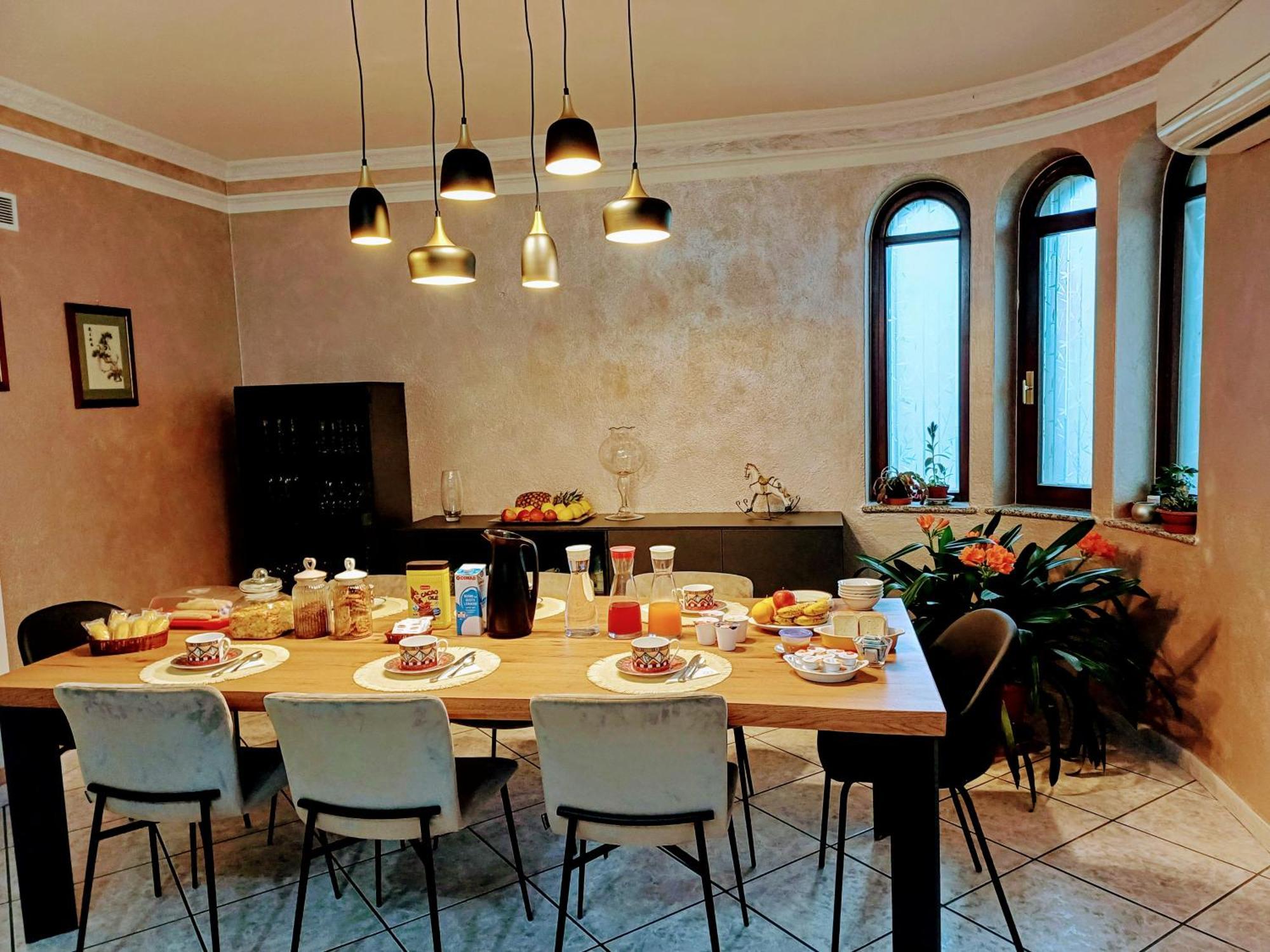 Monti E Mare Bed & Breakfast Ланузеи Екстериор снимка